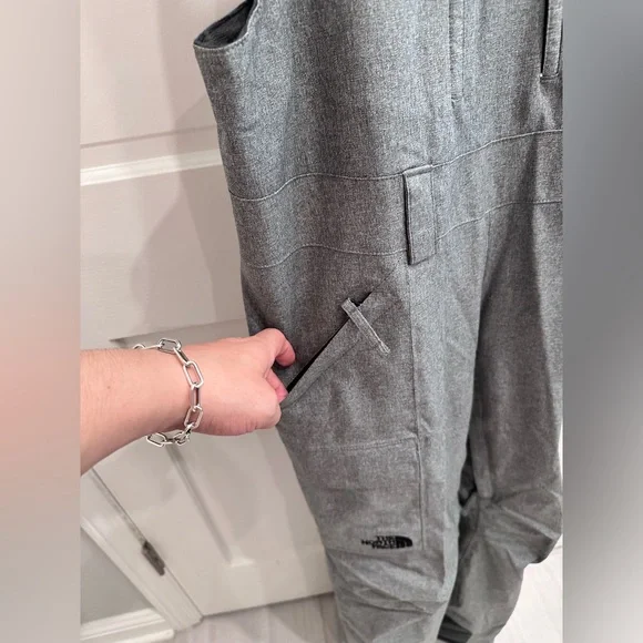 🦋THE NORTH FACE Freedom Insulated Bib Womens Pants Medium Grey Heather SzLarge - Picture 8 of 14